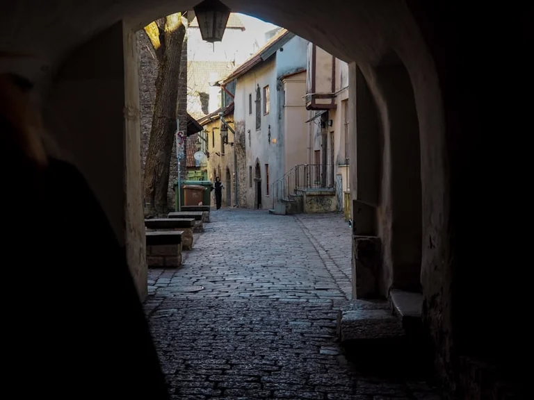 Tartu kesklinnas muutub Jakobi tänava liiklus mitmes etapis