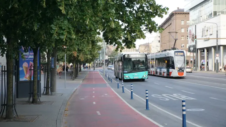 Tallinnas kehtivad tänasest uued ühistranspordi sõiduplaanid