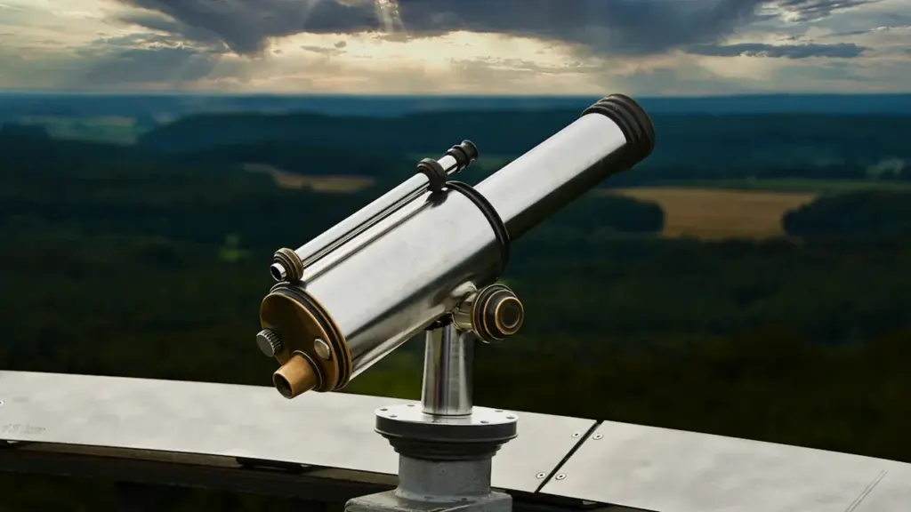 Tartu astrofotokonkurss: pildista 100-aastase teleskoobiga