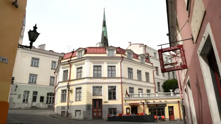 Estonia teatrimaja kolm ajajärku: 1913, 1944 ja 1947