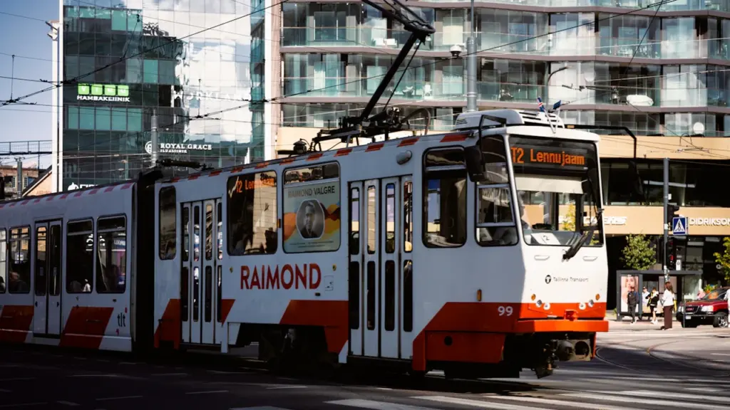 Tallinna ühistransport 19. oktoobril: kontrolli oma liini enne väljumist
